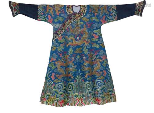 A dragon embroidered cloud brocade blue robe