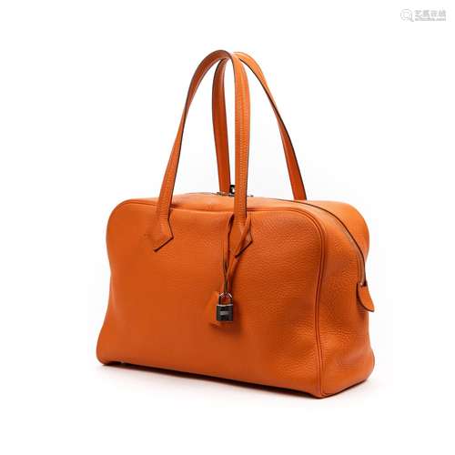 HERMES - Sac à main Victoria – En veau togo orange – Bijoute...