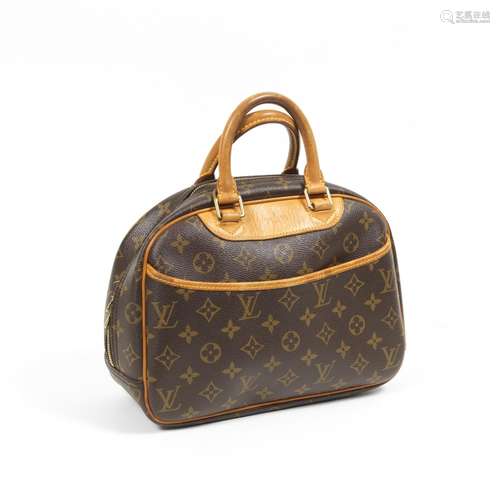 LOUIS VUITTON -Sac modèle Trouville en toile monogramme et c...