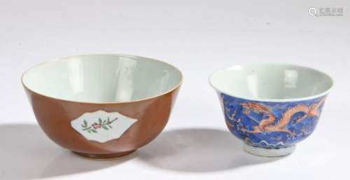 Chinese porcelain bowl, 19th Century, with a Ming style red ...