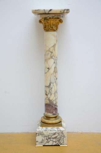 Pied de stal in white marble with bronze decoration (h118cm)