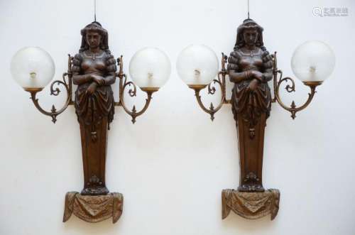 A pair of large wall lights with karyatids, assembled (96x64...
