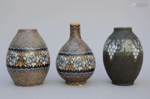 3 Art Deco vases in stoneware Keramis, 'flowers and grap...