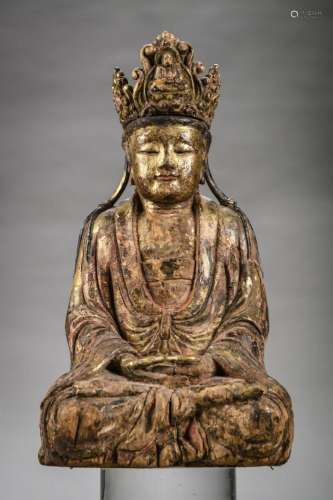 A Chinese wooden sculpture 'Guanyin', Ming dynasty (...