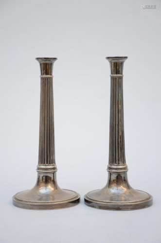A pair of silver candlesticks, 19th century (h29.5 cm) (*)