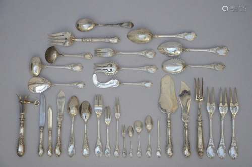 An assembled silver cutlery set, Louis XV style (*)