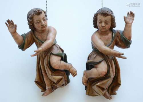 A pair of angels in polychrome wood (h53cm) (*)