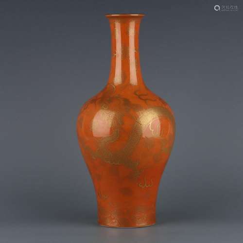 Alum red dragon vase