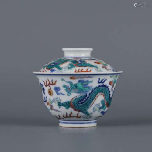 Doucai dragon covered bowl