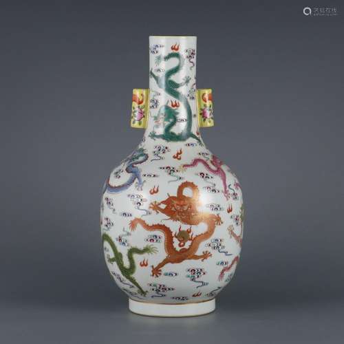 Pink dragon pattern appreciation bottle