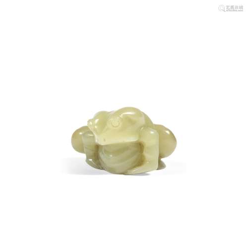 A YELLOW JADE CARVING OF A TOAD