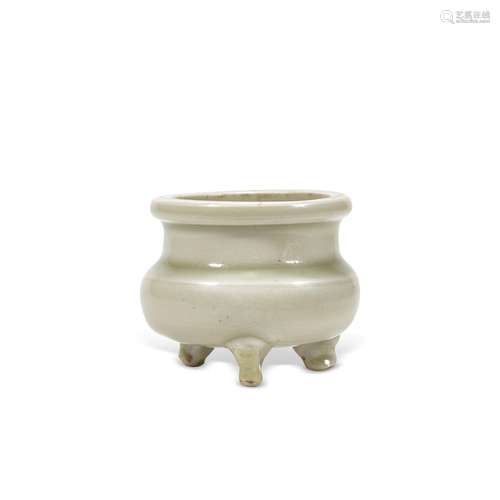 A SMALL YAOZHOU CELADON TRIPOD CENSER