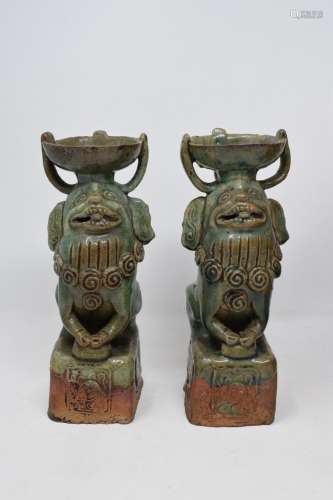 CHINE - XXème siècle,Paire de Chiens de Fo en céramique vern...