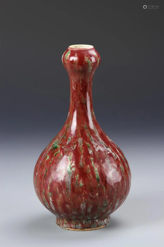 Chinese Oxblood Glazed Garlic Head Vase