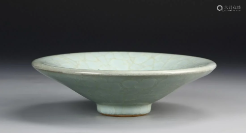 Chinese Longchuan Ice-Crackle Conical Bowl