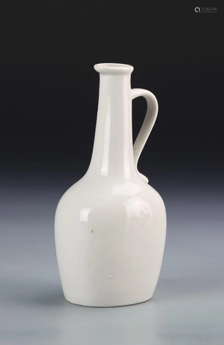 Chinese White Glazed Vase