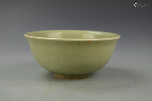 Chinese Lung Quan Yao Bowl