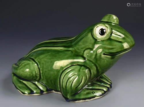 Chinese Green Glazed Frog