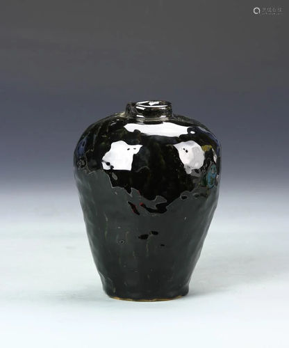 Black Art Pottery Vase