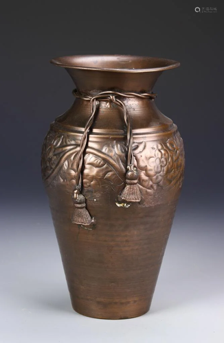 Chinese Bronze Vase