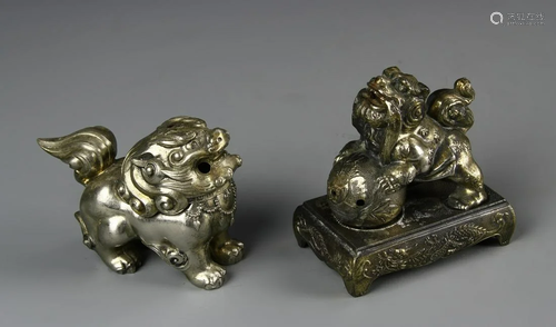 Two Metal Foo Lions