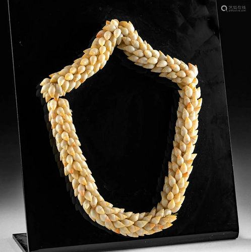 19th C. Tahitian Shell Hei Necklace Strand