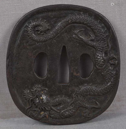 18c Japanese sword TSUBA DRAGONS