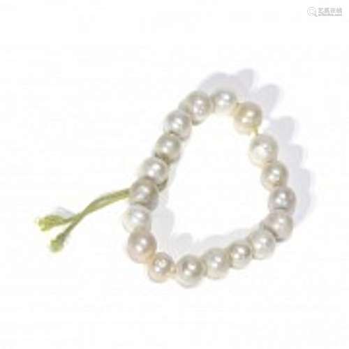 Natural pearl bracelet