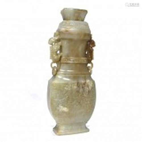 Carved jade vase, Qing dynasty.