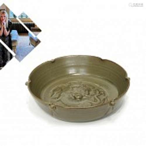 Olive-green glazed 'Dragon' bowl, Northern Song dynasty (960...