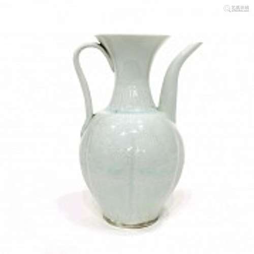 A Qingbai ceramic jug, Song style.