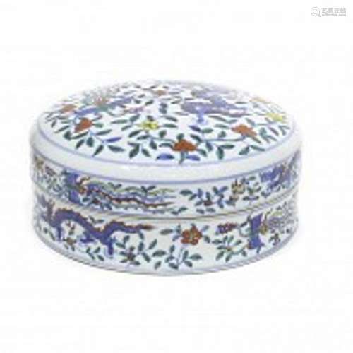 Porcelain enameled box, 20th century