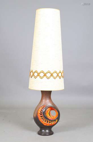 A 1970s style pottery table lamp