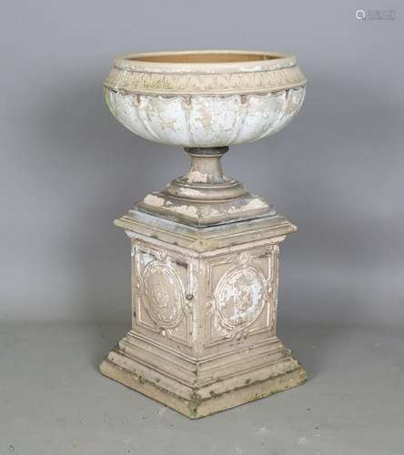 A late 19th/early 20th century glazed stoneware garden urn