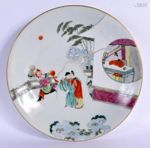 A 19TH CENTURY CHINESE FAMILLE ROSE PORCELAIN DISH Late Qing...