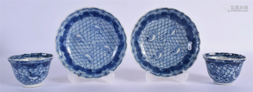 A PAIR OF 18TH CENTURY CHINESE EXPORT BLUE AND WHITE PORCELA...