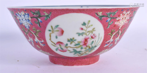 AN EARLY 20TH CENTURY CHINESE FAMILLE ROSE SCRAFITO PORCELAI...