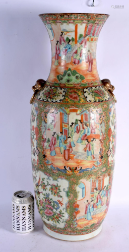 A LARGE 19TH CENTURY CHINESE FAMILLE ROSE CANTON PORCELAIN V...
