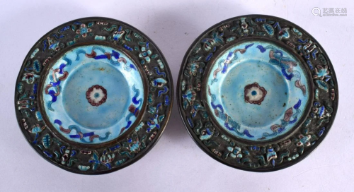 A PAIR OF CHINESE REPUBLICAN PERIOD ENAMELLED DISHES. 10 cm ...