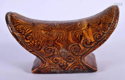 A CHINESE MARBLEISED POTTERY HEAD REST 20th Century. 11 cm x...