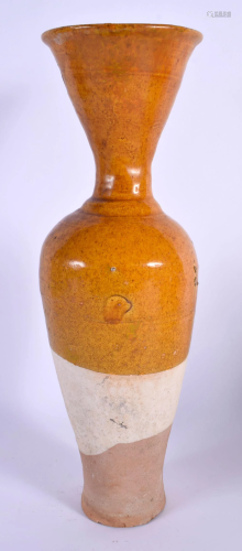 A RARE LARGE CHINESE AMBER GLAZED POTTERY VASE Liao Dynasty,...