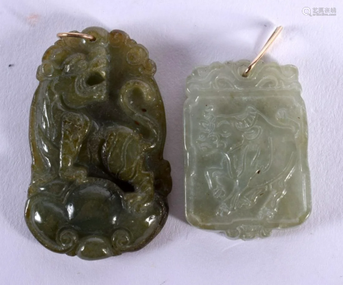TWO ANTIQUE CHINESE JADE PENDANTS 20th Century. 18 grams. La...