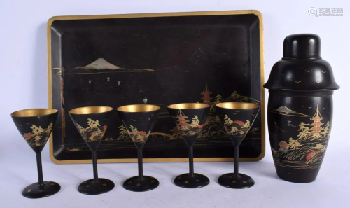 AN EARLY 20TH CENTURY JAPANESE MEIJI PERIOD LACQUERED SAKE S...