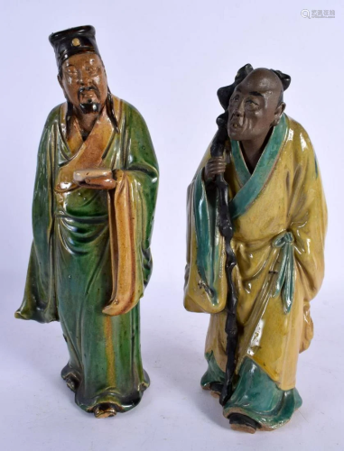 A PAIR OF EARLY 20TH CENTURY CHINESE SANCAI GLAZED FIGURES L...