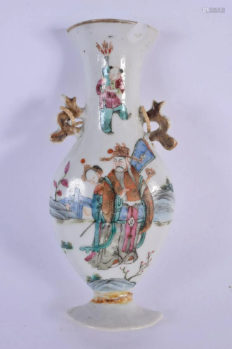 A 19TH CENTURY CHINESE FAMILLE ROSE PORCELAIN WALL VASE Late...