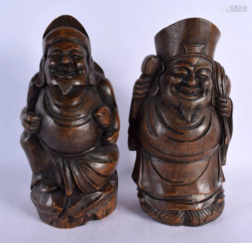 A PAIR OF 19TH CENTURY JAPANESE CARVED BAMBOO FIGURES modell...
