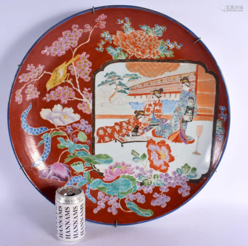 A VERY LARGE 19TH CENTURY JAPANESE MEIJI PERIOD IMARI CHARGE...