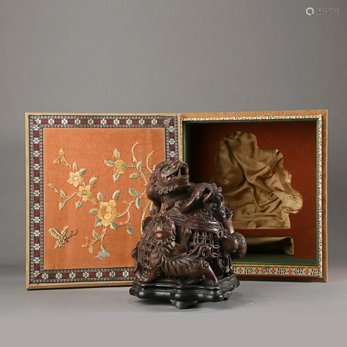 CHINESE AGARWOOD BEAST-FORM INCENSE BURNER