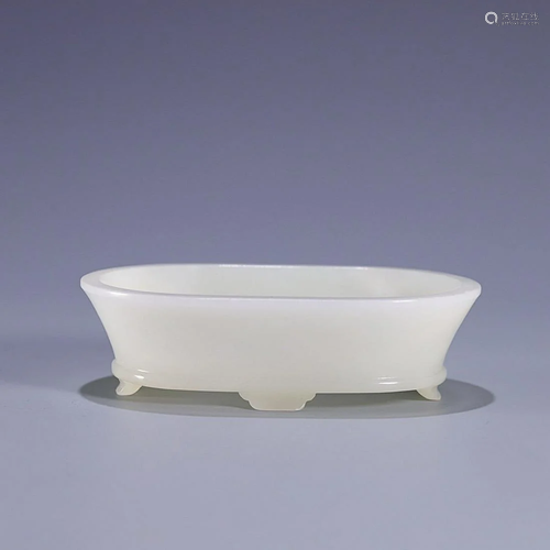 CHINESE HETIAN WHITE JADE WASHER ON FOUR LEGS