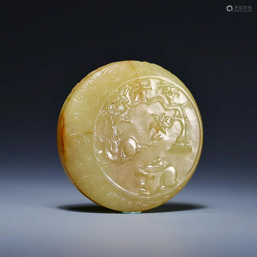 CHINESE HETIAN YELLOW JADE PENDANT WITH CARVED 'RABBIT&...